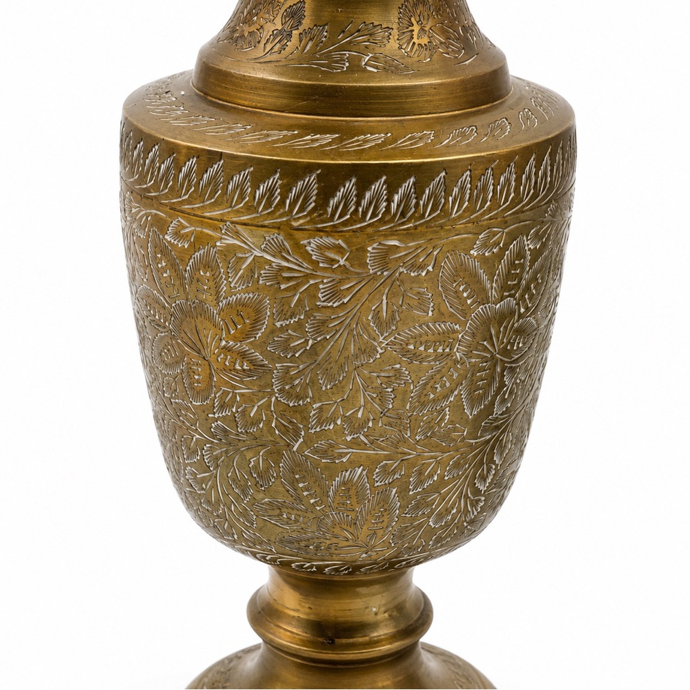 Vintage Brass Etched Floral Vase Pair Indian Engraved Boho Hollywood Regency - Picture 2 of 8